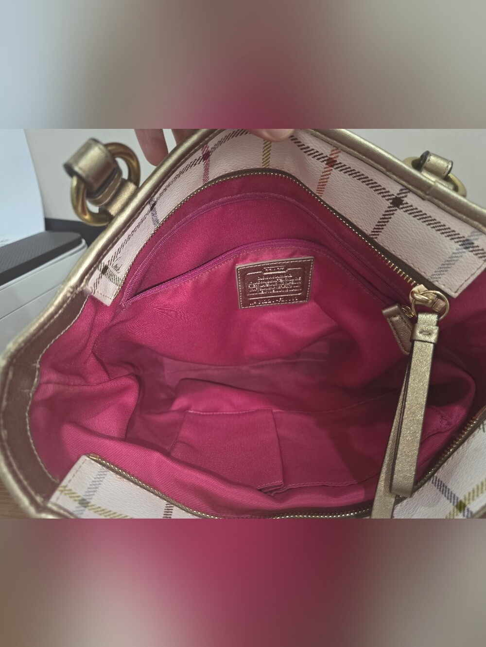 Coach Signature Coated Canvas Signature Tote bag - Picture 9 of 15